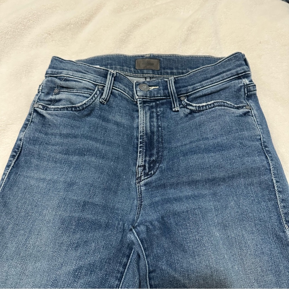 MOTHER The Rascal Ankle Chew Jeans - Picture 4 of 5